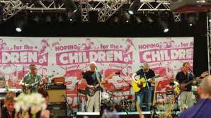 CHESTER KAMEN, DAVID GILMOUR, ROGER WATERS, GUY PRATT AND ANDY NEWMARK AT A CHARITY GIG IN AID OF THE HOPING FOUNDATION